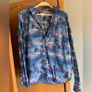 J crew Hawaiian shirt popover. Large